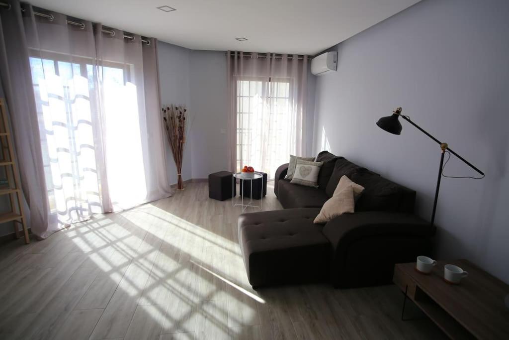 Girassol - Bright, Modern, Well Located Apartment Olhão Exteriör bild